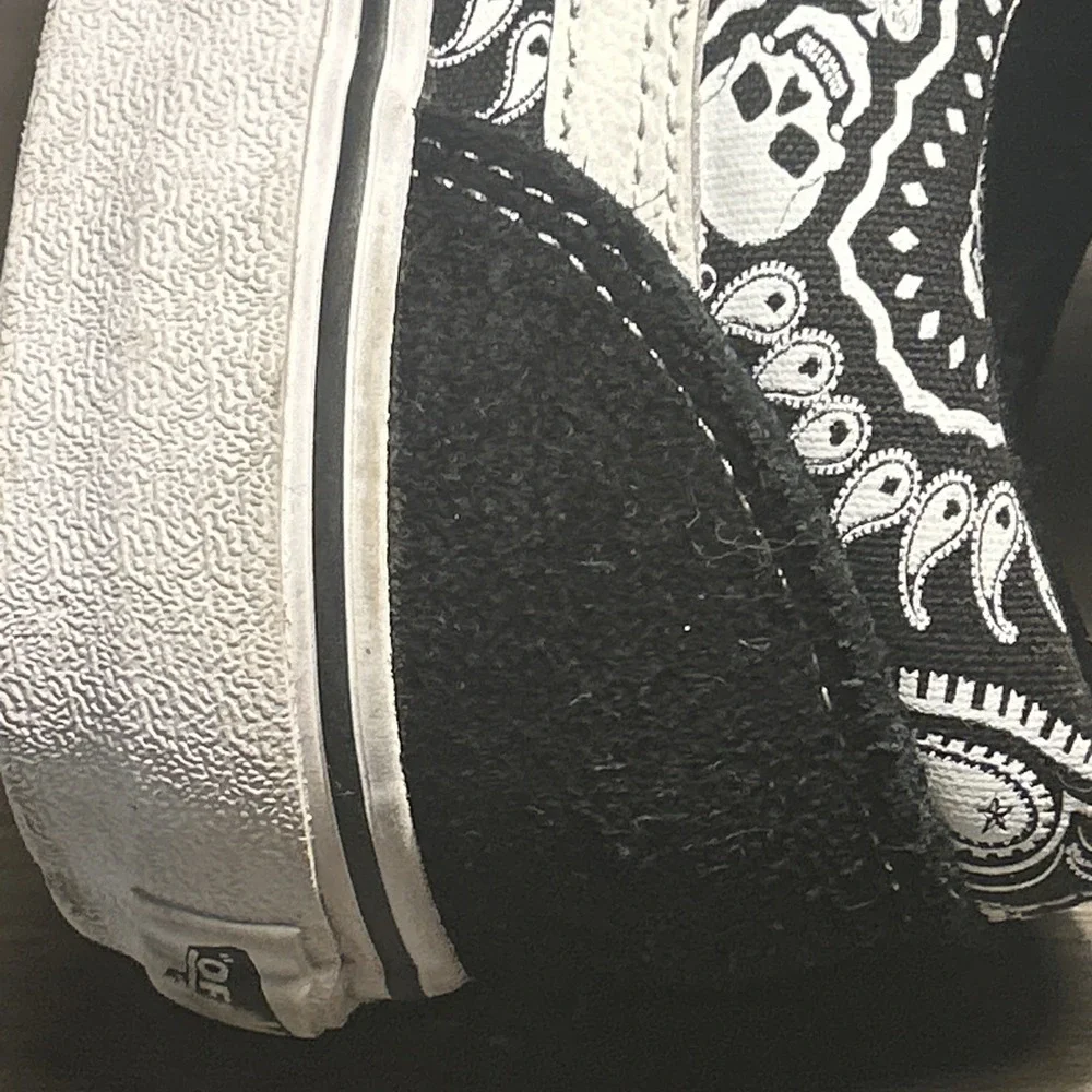 Vans Black And White Skulls And Paisley Collab 9.5 Men's CLEAN - Picture 9 of 13